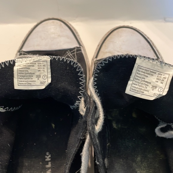 Ladies Airwalk sneakers, black, size 7 - Picture 6 of 7